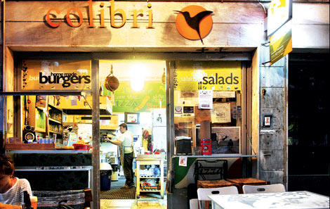 colibri, photo from athensplus